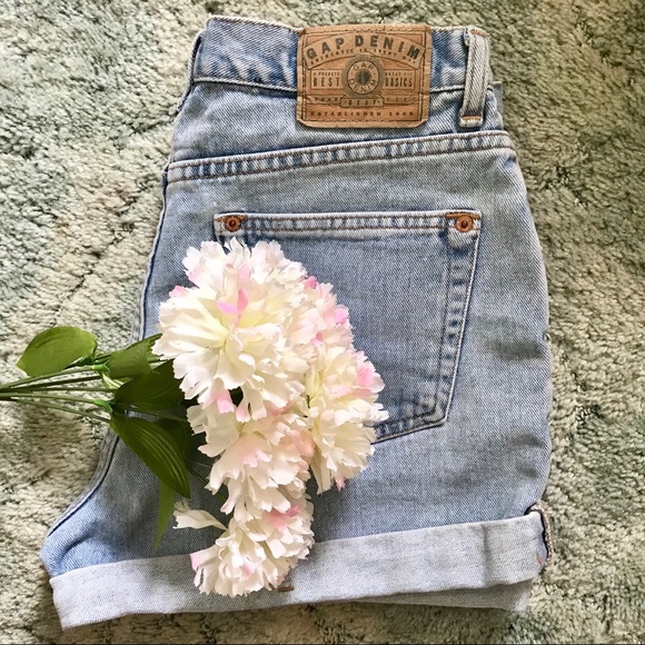 Vintage GAP light wash jean shorts - Picture 4 of 4